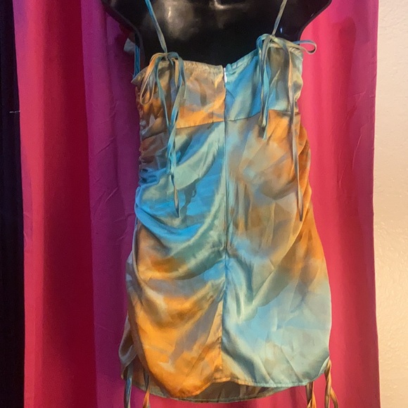 Tie Me Up Dress - Picture 3 of 5